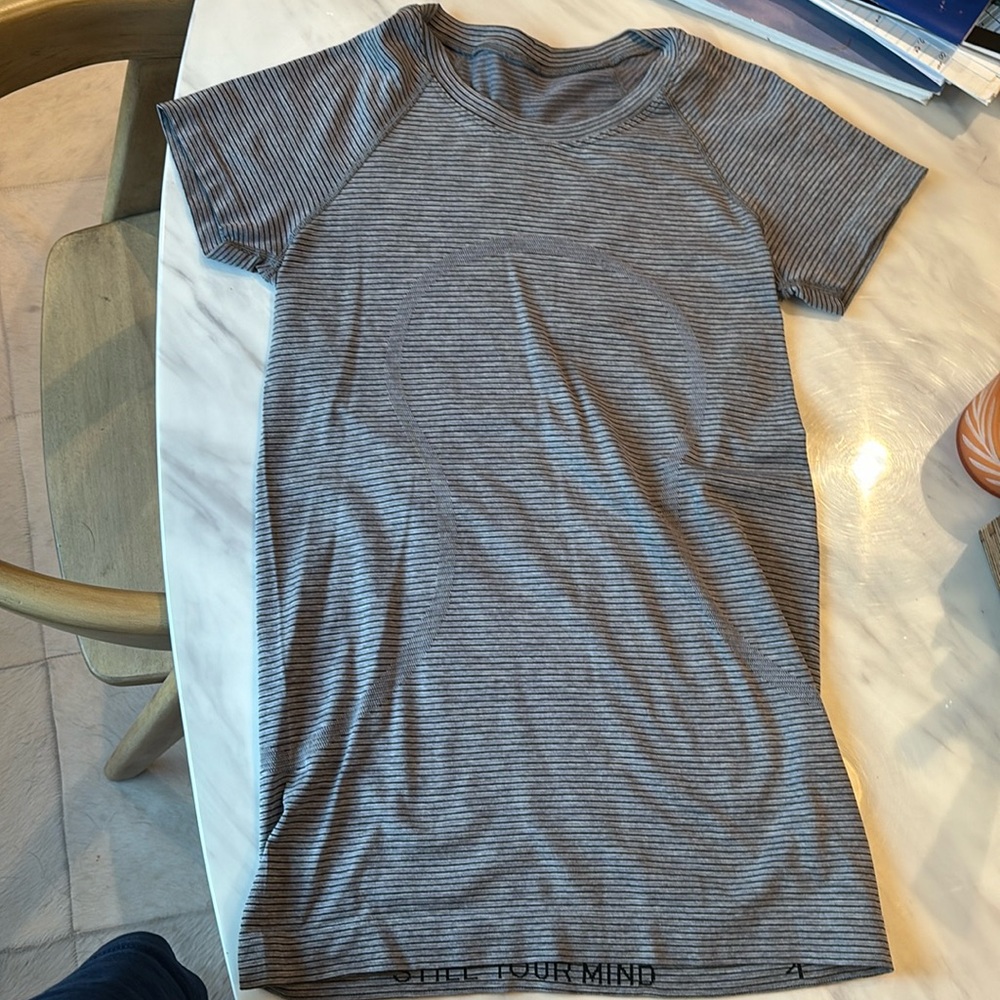 Gray Lululemon short sleeve swiftly
